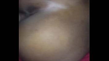 Ebony thot that loves to fuck and suck