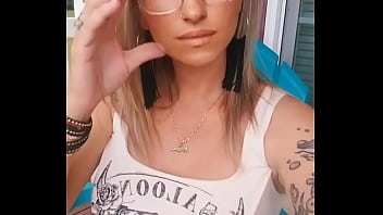 Mallory knoxx panty flash