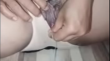 แตกในใส่รูหีเธอ