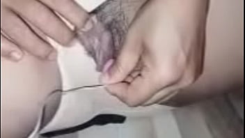 แตกในใส่รูหีเธอ