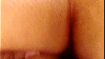 Gostosa dando de quatro parte 1