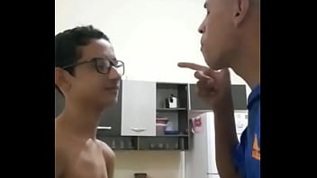 Hoje tu humilha amanhã tu e humilhado