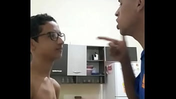 Hoje tu humilha amanhã tu e humilhado