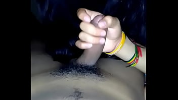 Jugando con su vicio xd