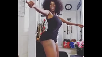 Bouncybooty dick beater