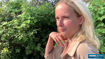 Blondie lolipop has her facial done by hunk mark pirson