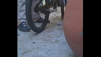 Motorized chainsaw bike