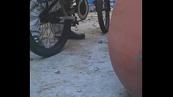 Motorized chainsaw bike Motorized chainsaw bike