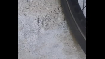 Motorized chainsaw bike