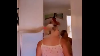 Dança gostosa novinha