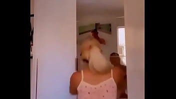 Dança gostosa novinha