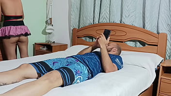 My stepsister loves to see my clean cock 100% spanish