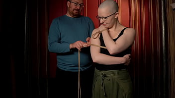 Free tutorial on 'freestyle' shibari