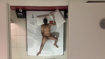 Peguei a morena de quatro na cadeira do motel