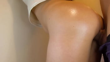 A stepdaughter entices her voyeur stepfather into acting