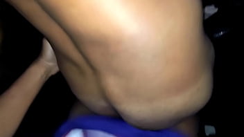 Dando no gloryhole sem capa a desconhecidos