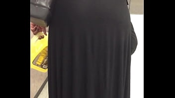 Phat Azz Milf At Walgreens thumbnail