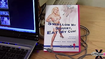 Lesbian dildo fucking show with hotties janessa jordan & maxine x