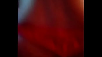 Putita bailando en hilo