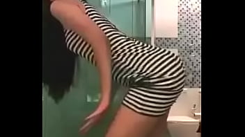 Moreninha provocante