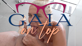 361 desperate housewife milf pissing anal pegging fisting