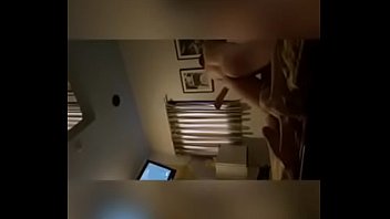 Se lo chupo con mucho morbo