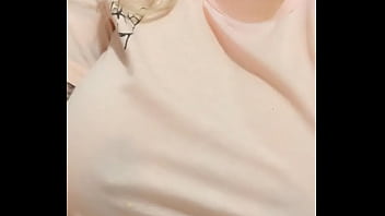 Big Boobs Out thumbnail