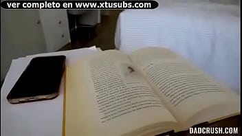 Linda chica acepta viajar conmigo subtitulado