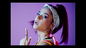 Eres el sirviente lamepies de becky g