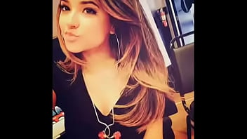 Eres el sirviente lamepies de becky g