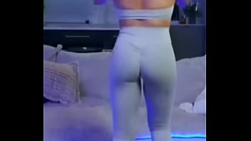 Nice round ass that can clap clap