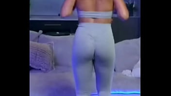 Nice round ass that can clap clap