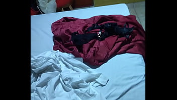 Joven acepta usar lencería en lima por dinero