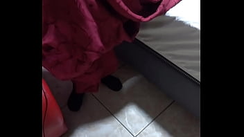 Joven acepta usar lencería en lima por dinero