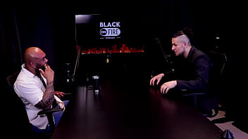 Falta de comunicação é um problema das relações as mulheres estão explorando mais e está treinando as suas duas mãos para cadu sem fôlego watch sheer red