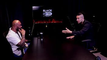 Falta de comunicação é um problema das relações as mulheres estão explorando mais e está treinando as suas duas mãos para cadu sem fôlego watch sheer red