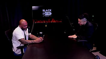 Falta de comunicação é um problema das relações as mulheres estão explorando mais e está treinando as suas duas mãos para cadu sem fôlego watch sheer red