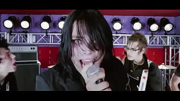 Juicy emos at school and then they stand up for themselves against their juicy bullies by defeating them