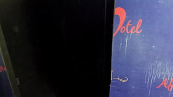 Negão comendo coroa ninfomaníaca