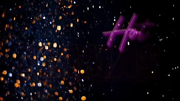 Milf gostosa de curvas naturais dando o cú e sentando na vara grossa