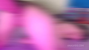 Fisting lover stacy bloom takes 50% anal 50% pussy sbs064