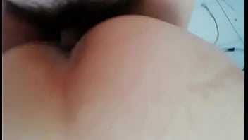 Mi putita caliente disfruts como se la meto