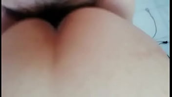 Mi putita caliente disfruts como se la meto