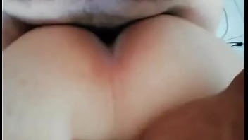 Mi putita caliente disfruts como se la meto