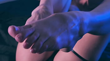 Feel My Feet Melting On Your Mouth thumbnail