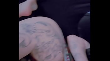 Toda safadinha e burrinha se exibindo