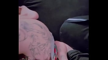 Toda safadinha e burrinha se exibindo