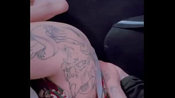 Toda safadinha e burrinha se exibindo