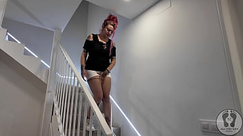 4k pee desperation girl finish with a glass pussy pee play