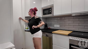 4k pee desperation girl finish with a glass pussy pee play